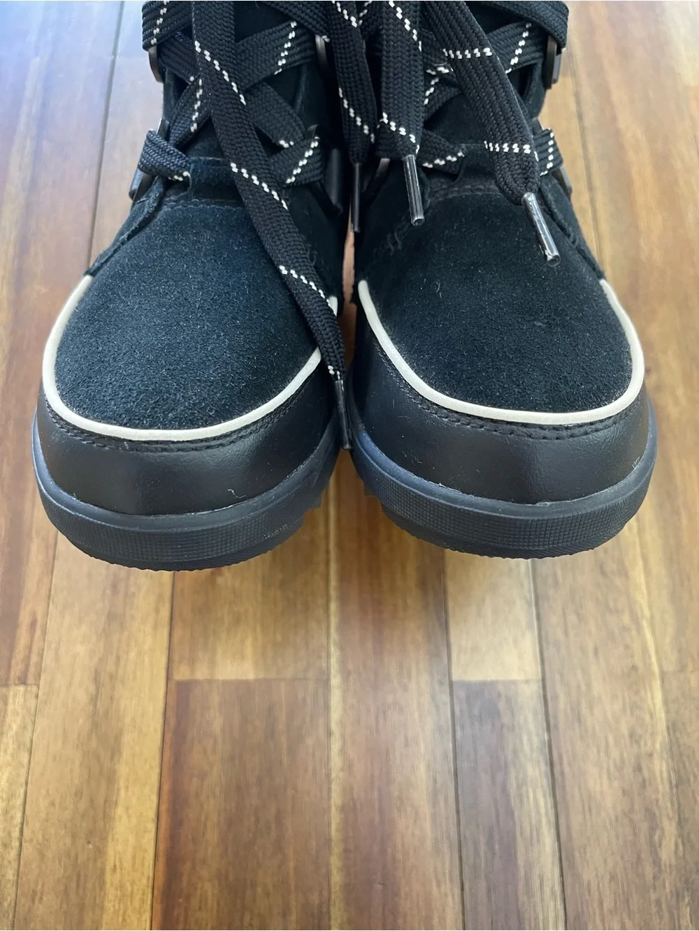 SOREL Women's Tivoli V Waterproof Boot size 8